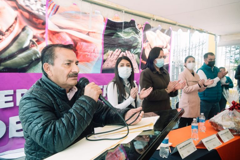 REACTIVAN ECONOMÍA Y PROMUEVEN LA GASTRONOMÍA EN COSCOMATEPEC