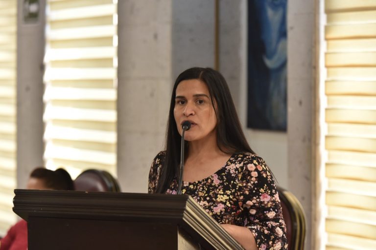 EXHORTA DIPUTADA A MUNICIPIOS A CUMPLIR CON PRESENTACIÓN DEL PLAN DE DESARROLLO