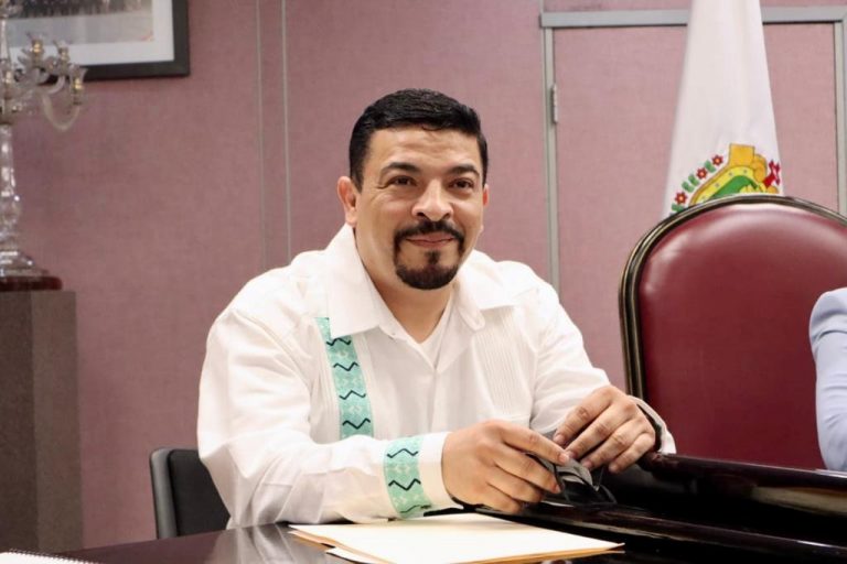 APROBAR REFORMA ELÉCTRICA, LLAMADO A LEGISLADORES DEL PRI Y PAN PARA REIVINDICAR SE CON LA NACIÓN: GÓMEZ CAZARÍN