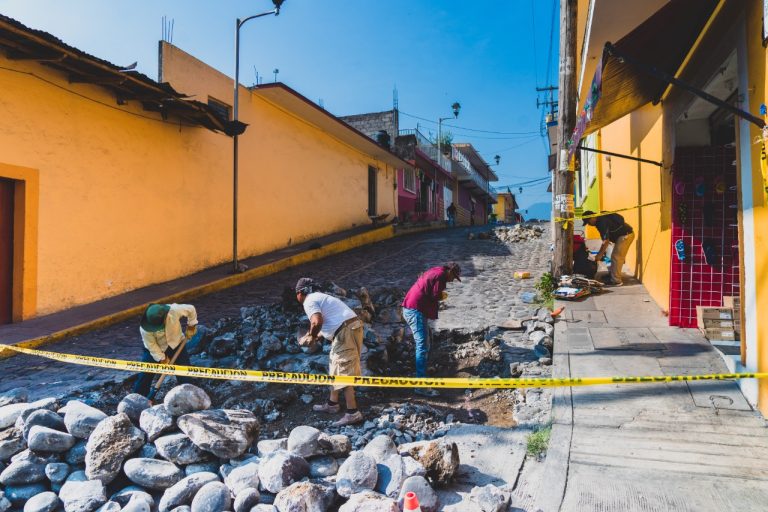 BACHEAN CALLE DOMÍNGUEZ LOYO