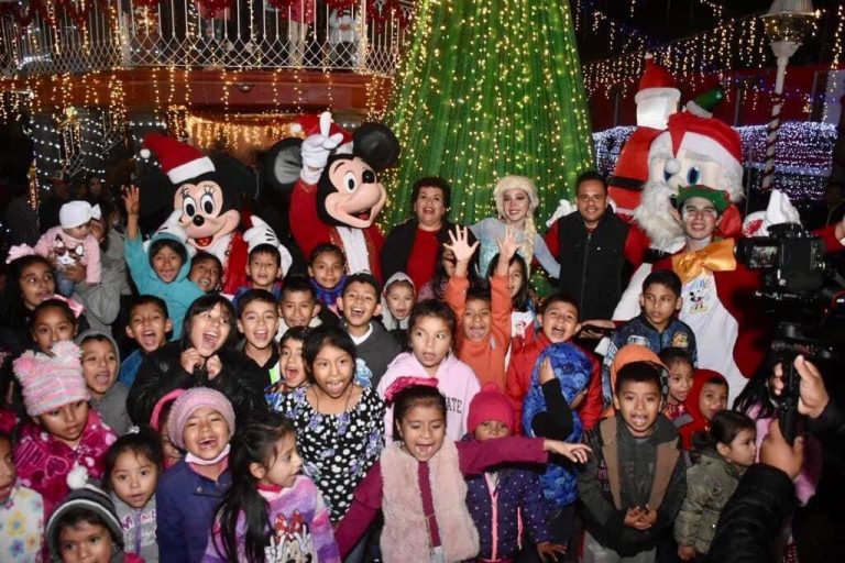 TOTUTLA DE PUERTAS ABIERTAS PARA RECIBIR A CIENTOS DE TURISTAS EN ESTA ÉPOCA DECEMBRINA