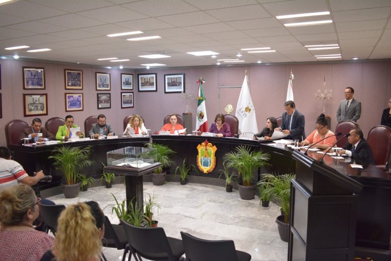 ATIENDE CONGRESO ASUNTOS DE INTERÉS ESTATAL Y MUNICIPAL