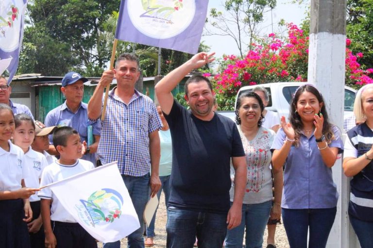 OBRA DE REHABILITACIÓN DE CAMINO PARA ZOCAPA DEL ROSARIO