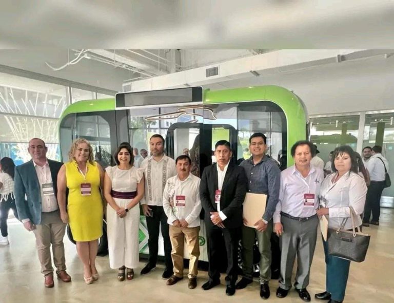 MARGINACIÓN EN ALPATLÁHUAC CONTRASTA CON EL POLÉMICO VIAJE DEL ALCALDE «AMIGO DE TODOS»