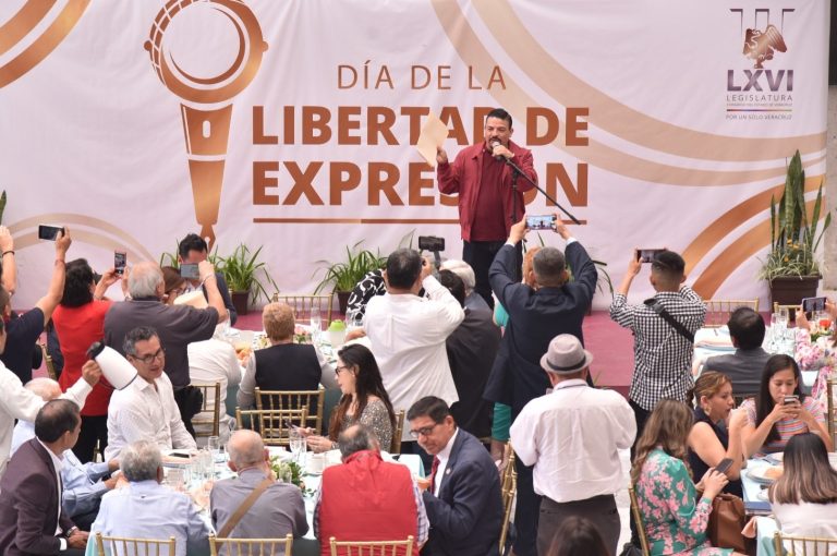 POR DÍA DE LA LIBERTAD DE EXPRESIÓN, CONVIVEN DIPUTADOS CON MEDIOS DE COMUNICACIÓN