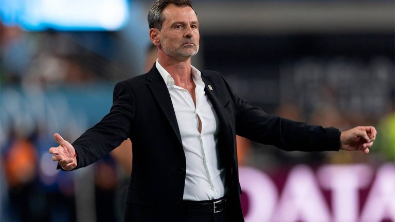 DESPIDEN A DIEGO COCCA DE LA SELECCIÓN MEXICANA