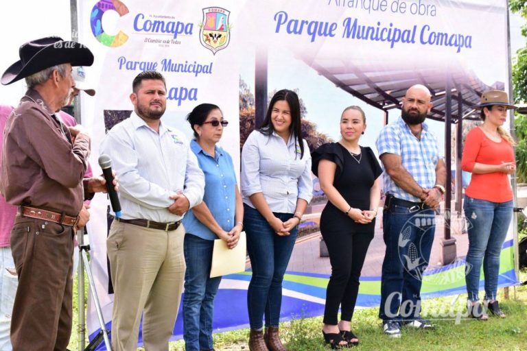 GABRIEL LAGUNES CUMPLE Y ARRANCA CONSTRUCCIÓN DE PARQUE MUNICIPAL EN COMAPA