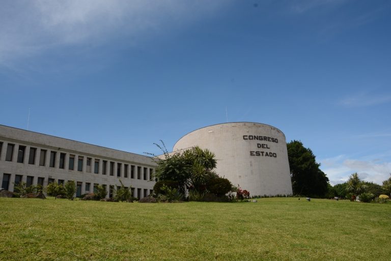 EN CONGRESO DE VERACRUZ, CENTRO DE ACOPIO PARA DAMNIFICADOS DE GUERRERO