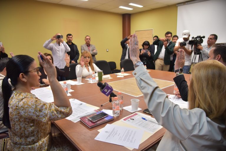 PRESENTAN CONVOCATORIA PARA LA MEDALLA «ADOLFO RUIZ CORTINES» 2023