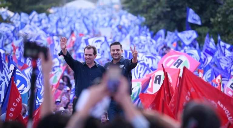 GRAN CIERRE DE CAMPAÑA DE PEPE YUNES EN BOCA DEL RÍO