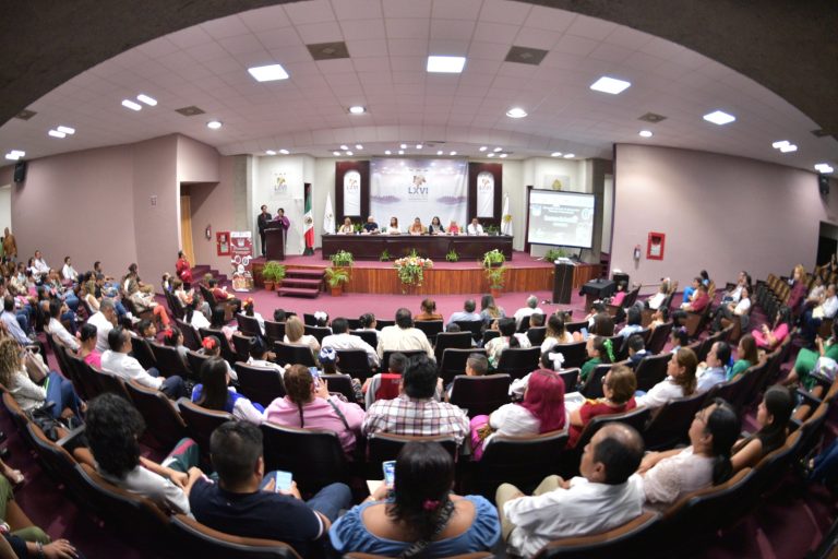 EN EL CONGRESO REALIZAN FESTIVAL DE ORATORIA «SOÑANDO CON LA PALABRA»