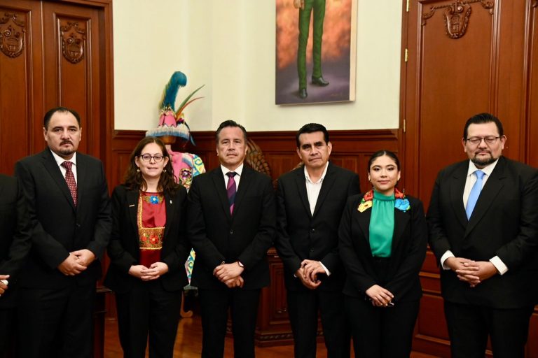 NOTIFICA CONGRESO A PODERES EJECUTIVO Y JUDICIAL INICIO DE LA LXVll LEGISLATURA