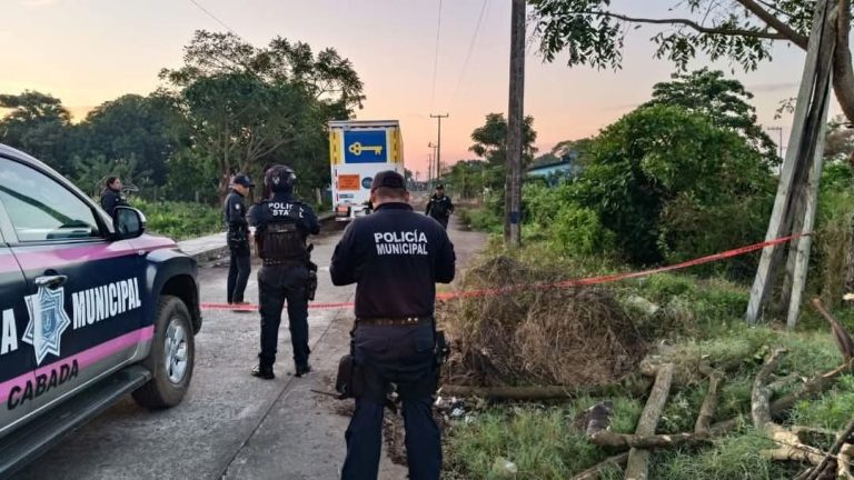 SSP DE SAN ANDRÉS TUXTLA RECUPERA CAMIONES DE COPPEL ROBADOS POR GRUPO ARMADO Y RESCATA A CHOFERES