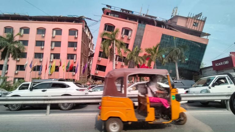 TERREMOTO DEVASTADOR EN BIRMANIA