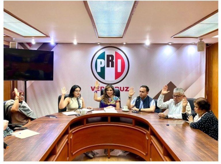 APRUEBA PRI CANDIDATAS Y CANDIDATOS A LAS PRESIDENCIAS MUNICIPALES EN EL ESTADO DE VERACRUZ