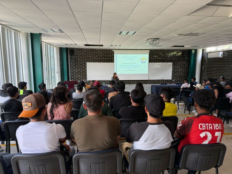 DETERMINACIÓN Y ÉXITO: INSPIRACIÓN PARA LOS ESTUDIANTES DE CHAPINGO HUATUSCO