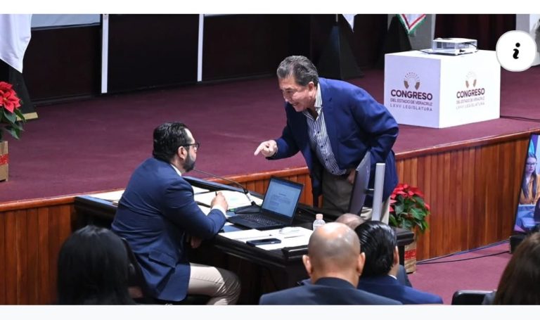 GROSERO, NACO, MISÓGINO Y SOBERBIO SECRETARIO DE FINANZAS EN VERACRUZ, MIGUEL SANTIAGO REYES HERNÁNDEZ