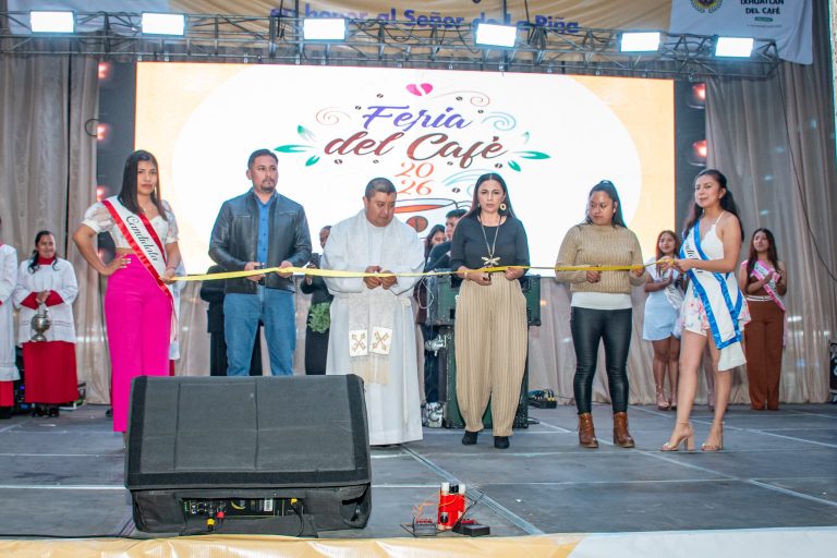 CON GRAN ÉXITO ARRANCA LA FERIA DEL CAFÉ 2026 EN IXHUATLÁN DEL CAFÉ