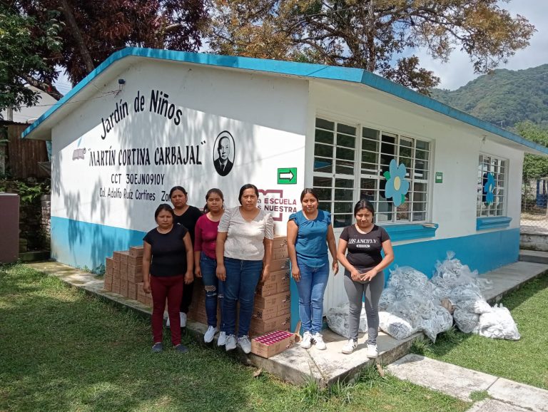 CON LA ENTREGA DE DESAYUNOS ESCOLARES FRÍOS, SE BENEFICIAN 1600 ALUMNOS DE 68 ESCUELAS