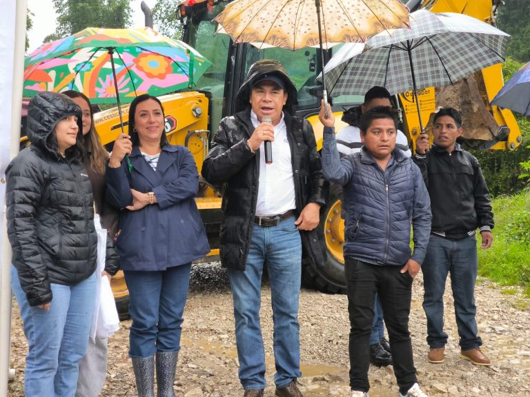 GOBIERNO DE HUATUSCO INICIA NUEVAS OBRAS EN CHAVAXTLA Y CHALCHITEPEC